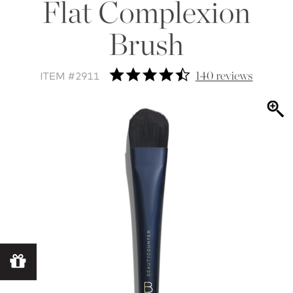 NWT flat complexion foundation brush